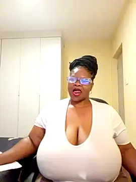 sweetnoziexx online show from February 2025 11:52:01 AM