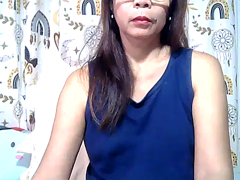 Snapshot of urwife_tobe chatting on March 2026 08:04:01 PM urwife tobe online show from March 2026 08:04:01 PM