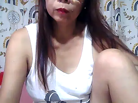 Snapshot of urwife_tobe chatting on April 2026 08:28:01 PM urwife tobe online show from April 2026 08:28:01 PM