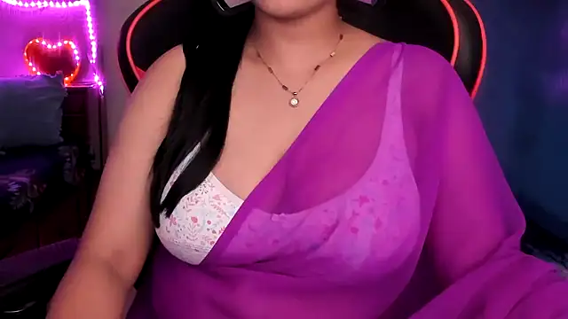Snapshot of South_indian_tickly chatting on July 2026 05:40:01 PM South indian tickly online show from July 2026 05:40:01 PM