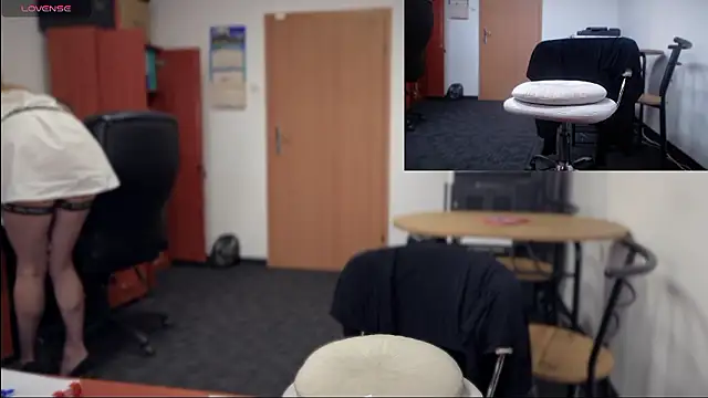 legsLONG online show from December 2024 08:01:02 AM