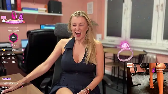 legsLONG online show from December 2025 05:03:01 AM