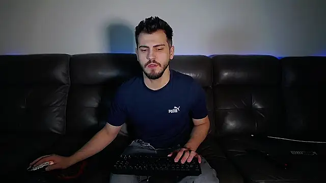 CrazyDom1 online show from February 2026 12:24:02 PM