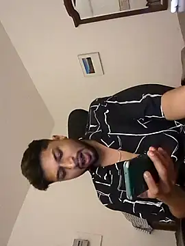  IRRESISTIBLE  online show from March 2025 12:00:01 PM