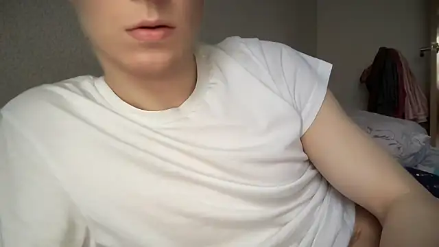 Snapshot of Lamonteik chatting on March 2025 10:44:01 AM Lamonteik online show from March 2025 10:44:01 AM