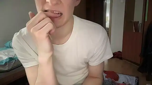 Snapshot of Lamonteik chatting on March 2025 06:12:02 PM Lamonteik online show from March 2025 06:12:02 PM