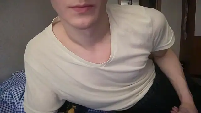 Snapshot of Lamonteik chatting on October 2025 03:27:01 PM Lamonteik online show from October 2025 03:27:01 PM