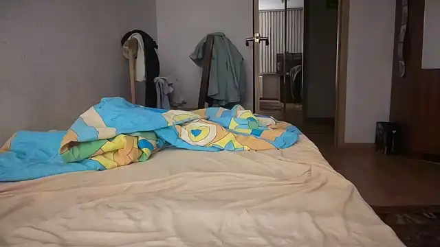 Snapshot of Lamonteik chatting on November 2025 08:08:01 PM Lamonteik online show from November 2025 08:08:01 PM