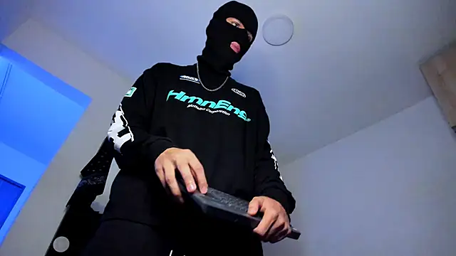 Samuel Suarez online show from November 2025 02:54:01 AM