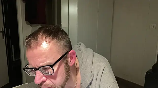 FABIOGLASSES online show from December 2024 11:34:02 PM