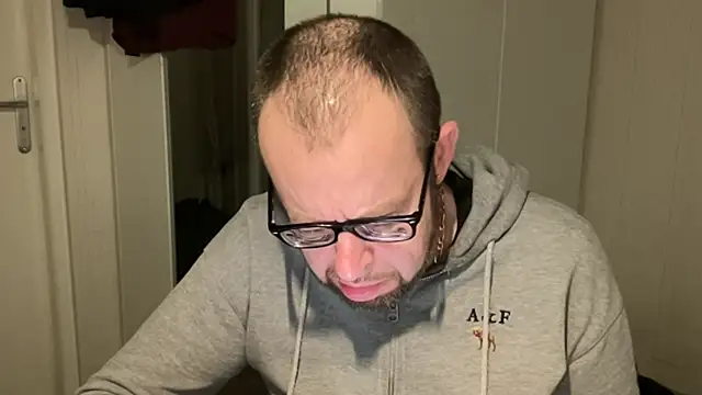 FABIOGLASSES online show from November 2025 10:58:02 PM