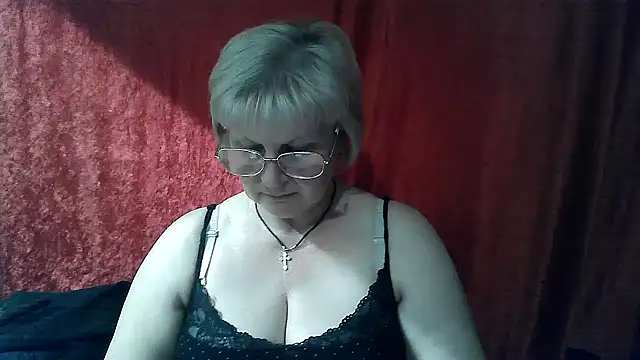 Snapshot of Gina_Marlyn chatting on April 2026 07:00:01 PM Gina Marlyn online show from April 2026 07:00:01 PM