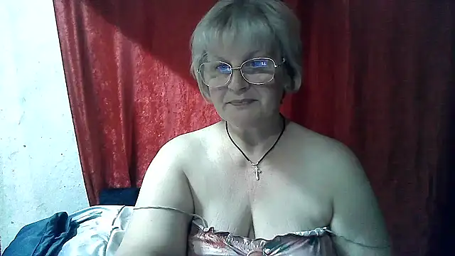 Snapshot of Gina_Marlyn chatting on April 2026 09:37:02 PM Gina Marlyn online show from April 2026 09:37:02 PM