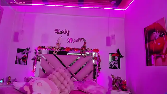 Karly moon online show from December 2024 07:21:01 AM