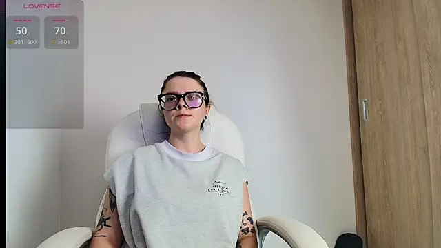 Arya starrk online show from March 2025 08:31:02 PM