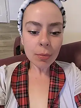 Stoned-baby69 online show from September 2025 03:06:02 PM