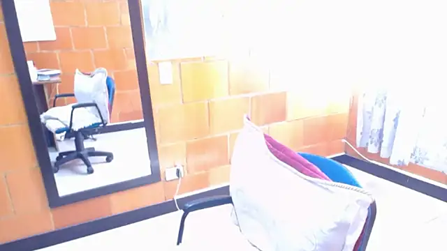 Snapshot of charlote_temple chatting on January 2026 03:03:01 PM charlote temple online show from January 2026 03:03:01 PM