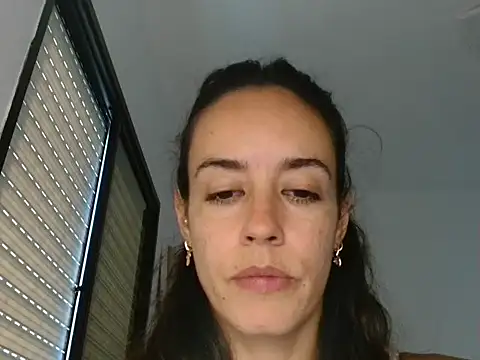 Snapshot of melaniepatterson chatting on April 2026 11:42:02 AM melaniepatterson online show from April 2026 11:42:02 AM