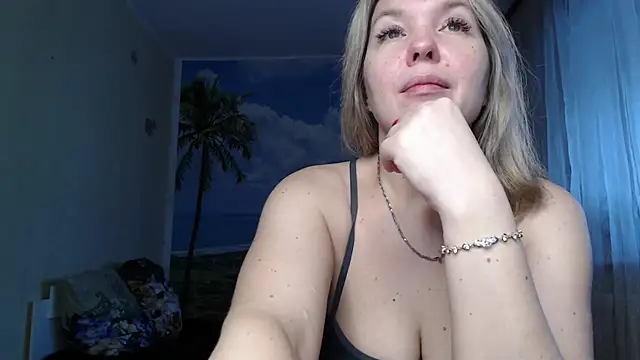 Snapshot of soaring_love chatting on February 2025 04:37:02 AM soaring love online show from February 2025 04:37:02 AM