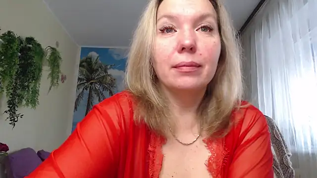 Snapshot of soaring_love chatting on February 2025 04:36:02 AM soaring love online show from February 2025 04:36:02 AM