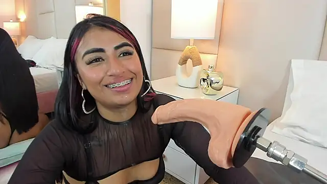 AntoniaRoss  online show from February 2025 02:50:02 AM