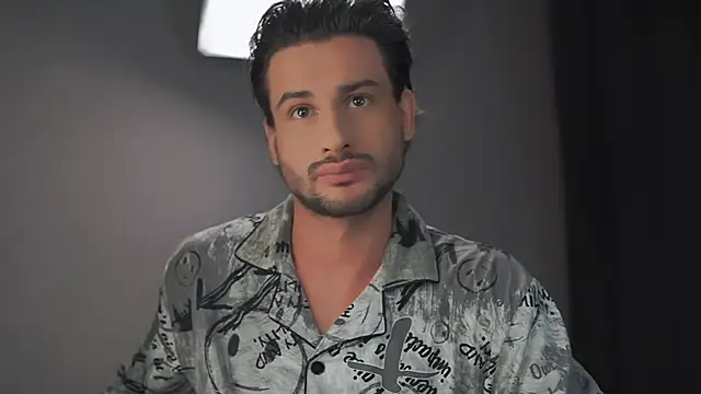 Keen   Luckystrike online show from February 2025 09:15:02 PM