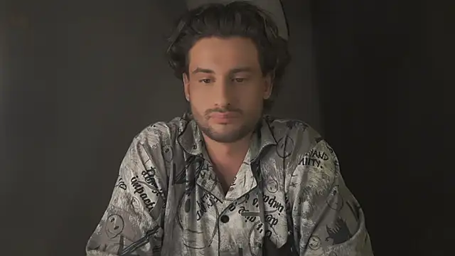 Keen   Luckystrike online show from March 2025 01:03:02 AM