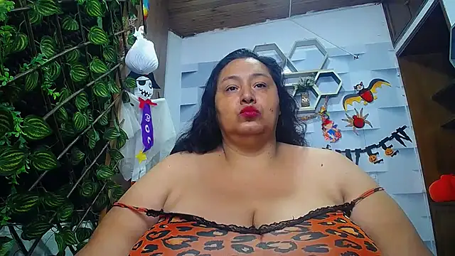 TistMature online show from October 2025 01:10:02 PM