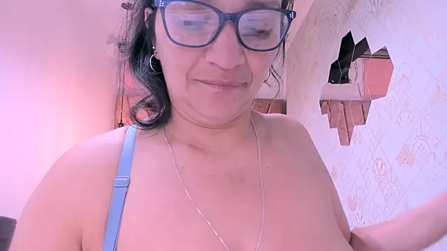 MarilynMiilf  online show from September 2025 07:43:01 AM