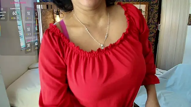 Snapshot of MarilynMiilf_ chatting on June 2026 07:30:02 PM MarilynMiilf online show from June 2026 07:30:02 PM