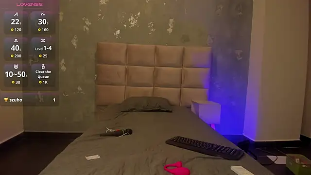 Megan browns1 online show from November 2025 01:12:02 PM