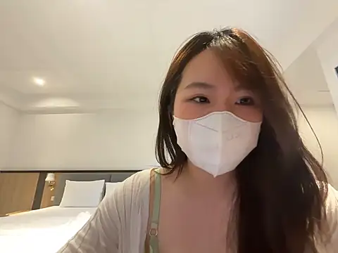 Snapshot of Onee-Chew chatting on June 2026 02:33:01 AM Onee-Chew online show from June 2026 02:33:01 AM
