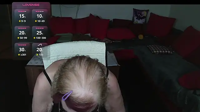 Snapshot of HeisseomaOriginal chatting on November 2025 08:08:02 AM HeisseomaOriginal online show from November 2025 08:08:02 AM