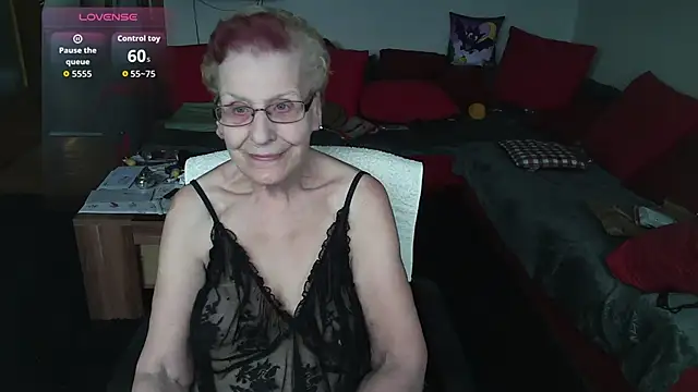 Snapshot of HeisseomaOriginal chatting on November 2025 08:14:01 AM HeisseomaOriginal online show from November 2025 08:14:01 AM