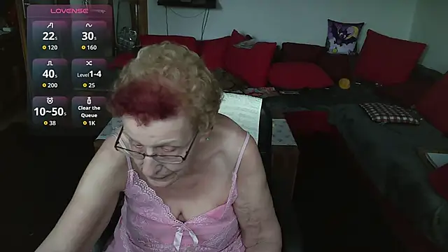 Snapshot of HeisseomaOriginal chatting on December 2025 11:50:02 AM HeisseomaOriginal online show from December 2025 11:50:02 AM