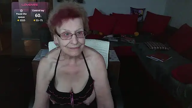 Snapshot of HeisseomaOriginal chatting on January 2026 08:18:02 AM HeisseomaOriginal online show from January 2026 08:18:02 AM