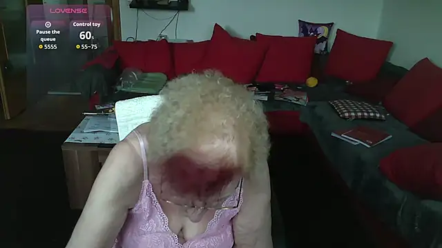 Snapshot of HeisseomaOriginal chatting on January 2026 11:26:01 AM HeisseomaOriginal online show from January 2026 11:26:01 AM