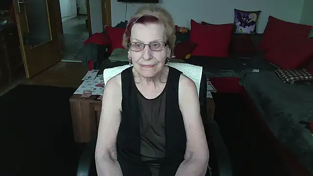 Snapshot of HeisseomaOriginal chatting on April 2026 07:14:01 AM HeisseomaOriginal online show from April 2026 07:14:01 AM