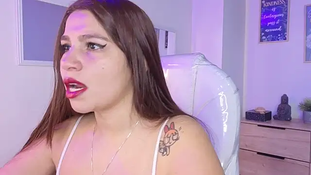 bluee hazell online show from December 2025 11:52:01 AM