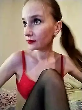 AimeeFair online show from October 2025 11:42:02 AM