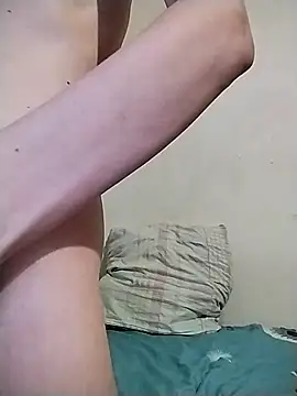 Snapshot of AimeeFair chatting on December 2025 03:41:02 PM AimeeFair online show from December 2025 03:41:02 PM