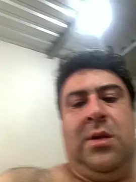 Snapshot of EmilianoGt chatting on October 2025 07:47:01 PM EmilianoGt online show from October 2025 07:47:01 PM