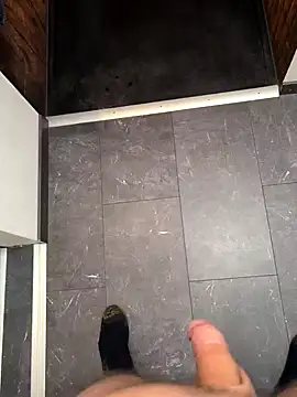 Snapshot of Andy7430 chatting on February 2025 01:59:01 PM Andy7430 online show from February 2025 01:59:01 PM