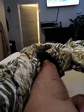 Snapshot of Andy7430 chatting on January 2026 07:00:01 AM Andy7430 online show from January 2026 07:00:01 AM