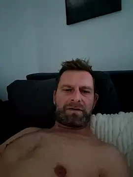 Snapshot of Mjn34 chatting on November 2025 06:46:02 AM Mjn34 online show from November 2025 06:46:02 AM