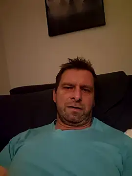 Snapshot of Mjn34 chatting on November 2025 06:27:01 AM Mjn34 online show from November 2025 06:27:01 AM