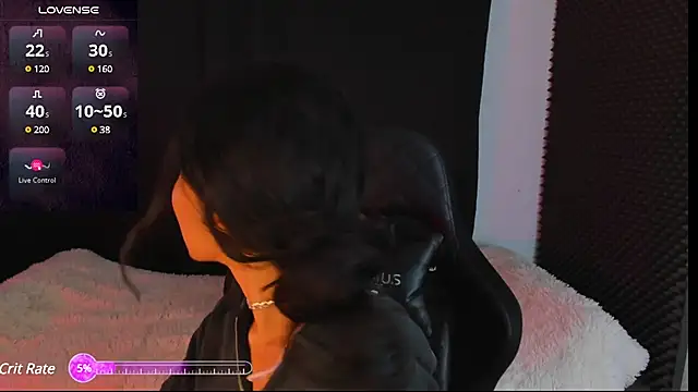 Snapshot of rosario215B chatting on March 2025 11:38:01 PM rosario215B online show from March 2025 11:38:01 PM