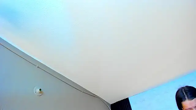 Linda4Petite online show from October 2025 06:20:01 PM