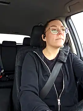 Ellie-L-Elizabeth online show from March 2025 02:18:02 PM