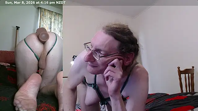 Snapshot of CDAdalyn chatting on March 2026 02:04:02 AM CDAdalyn online show from March 2026 02:04:02 AM